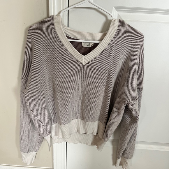 Sweaters - Dry Good V-Neck Ribbed Sweater - Cream and Brown